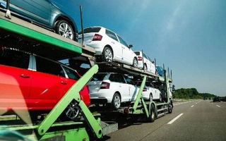 В Узбекистане снизили таможенные пошлины при ввозе легковых автомобилей, дата производства которых не превышает 1 года