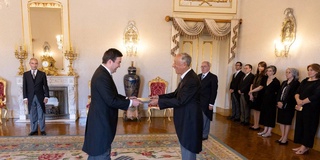 Новый посол Узбекистана вручил верительные грамоты Президенту Португалии