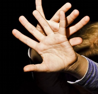 Mehribonlik uyi tarbiyalanuvchisi nomusiga tekkan erkakka jinoiy ish qoʼzgʼatildi