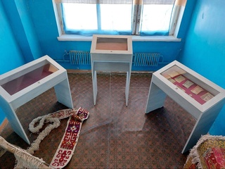 Музей при Каракалпакском национальном культурном центре Тамдынского района Навоийской области пополнился первыми экспонатами