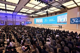 Azmu shijoatingiz, sogʻlom dunyoqarashingiz, baxtu iqbolingiz – millionlab ota-onalar, ustoz-murabbiylar, yaqinlaringizning ham baxtu saodatidir — Prezident