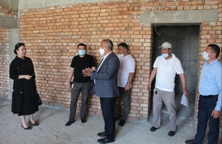 Deputatlar Fargʻonada uy-joy qurilishi jarayonlari bilan tanishdilar