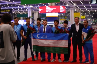 Ёш оғир атлетикачиларимиз юртимизга қайтиб келди