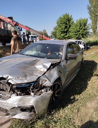 Toshkent viloyatida "ВMW" va "Tracker" ishtirokida YTH sodir boʻldi