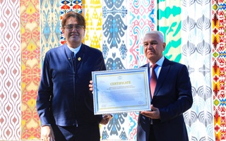 “Атлас байрами” бешинчи халқаро анъанавий тўқимачилик фестивали бошланди