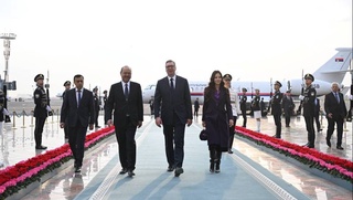 Президенти Ҷумҳурии Сербия Александр Вучич ба Ӯзбекистон омад