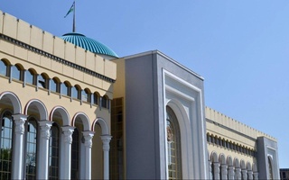 Абдулазиз Камилов провел телефонный разговор с главой МИД ФРГ