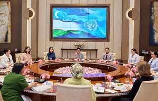 БМТ Бош котиби биринчи ўринбосари Ўзбекистондаги етакчи-аёллар билан учрашди