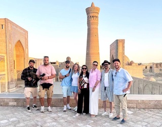 Творческая группа российского трэвел-шоу «Попутчик» в Узбекистане