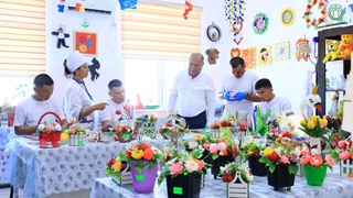 В доме-интернате для мужчин с инвалидностью «Мурувват» Нуратинского района Навоийской области изготавливают изделия ручной работы