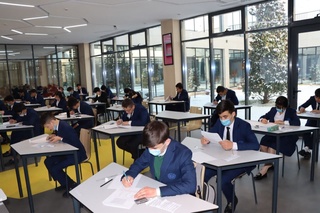 Наманган шаҳридаги Президент мактаби ўқувчилари Cambridge A/AS Level  имтиҳонларига тайёргарлик кўрмоқда