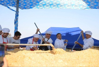 Record plov weighing 7 tons has been prepared in Samarkand