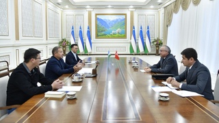 Навоий вилояти ҳокими Туркия Республикасининг Самарқанддаги консули билан учрашди