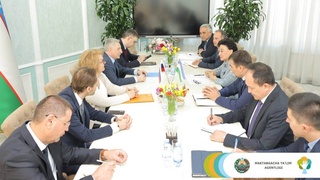 Rossiya bilan pedagogika sohasida yangi aloqa nuqtalarini topishga kelishildi