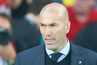 Зидан Франция термасини бошқариши мумкин