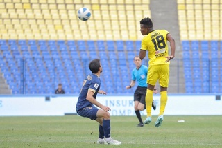 Волевой камбэк АГМК и победа «Бухары» в меньшинстве