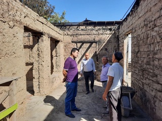 Ёнғиндан жабр кўрган фуқарога ёрдам кўрсатилди