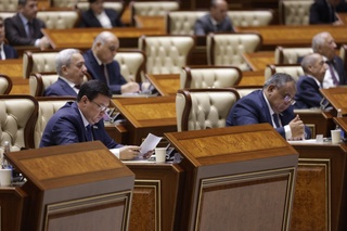 Сенат оппозицияның құқықтарын кеңейтуге  қатысты  заңды мақұлдады