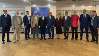 В Москве презентована книга Акмаля Саидова «Парк Победы: философия мужества и стойкости»