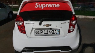 Трое парней пытались «уничтожить» радар за полученный штраф