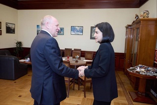 Saida Mirziyoyeva Rossiya Prezidenti Administratsiyasi rahbarining birinchi oʻrinbosari bilan uchrashdi