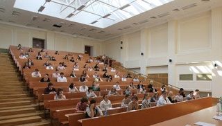 Олий таълим муассасаларида ўқув дарсларини қайта тиклаш бўйича қарор қабул қилинган