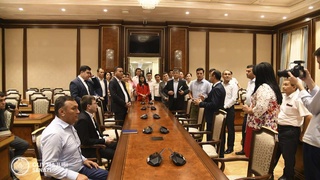 Давлат органлари ва ташкилотларининг матбуот хизматлари раҳбарлари Сенат фаолияти билан танишди