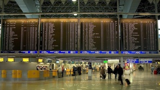 Короновирус сабаб Пекин аэропортларида 1255 та парвоз бекор қилинди