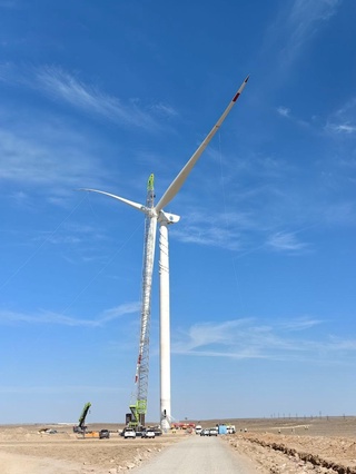 Ўзбекистонда илк йирик қувватли шамол турбинаси ўрнатилди