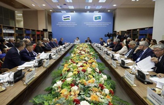 Остона шаҳрида Ўзбек-қозоқ илмий-ижодий зиёлиларининг биринчи форуми ўтказилди