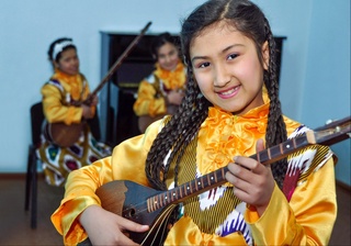 Кәмил инсан тәрбиясы ҳәм музыка