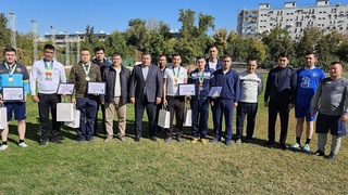 Прокурорҳои ҳарбӣ дар давидан ба масофаи 100 ва 1000 метр қувва озмуданд