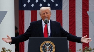 Трамп ядровий сув ости кемалари аллақачон “бўлиши керак бўлган жойда” эканини тасдиқлади