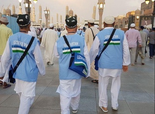 Umra haqida noqonuniy reklama joylashtirganlar jarimaga tortildi