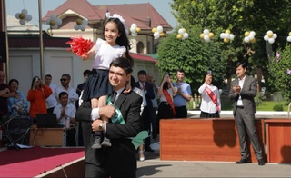 Bu yil 10118 ta maktabni 391 568 nafar bitiruvchi tamomladi