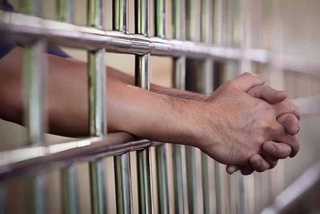 Ҳуқуқбузарлик содир этган шахс қандай ҳолларда жавобгарликдан озод қилиниши мумкин?