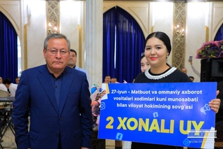 Әндіжан облысының әкімі журналистке үй берді