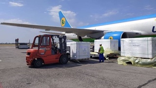 В Узбекистан из Китая доставили еще 500 тысяч доз вакцины «ZF-UZ-VAC2001»