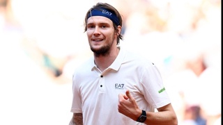 Александр Бублик сенсационно вышел в четвертьфинал Rolland Garros