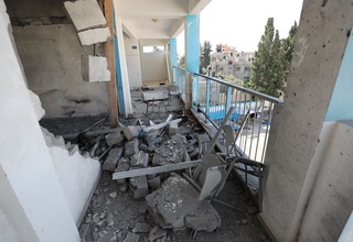 БМТ Ғазо секторидаги 500 га яқин мактаб ўққа тутилганини маълум қилди