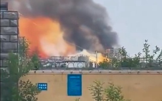 На химзаводе в Китае произошел мощный взрыв