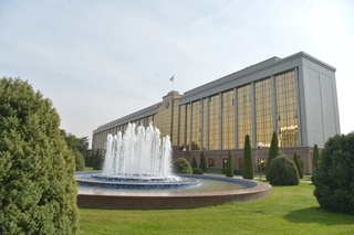 Ҳукумат ижро аппарати ва ижро этувчи органларнинг штат-тузилмалари ҳам қайта кўриб чиқилади