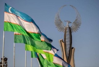 Конституция күни мүнәсибети менен өзбекстанлылар неше күн дем алады?