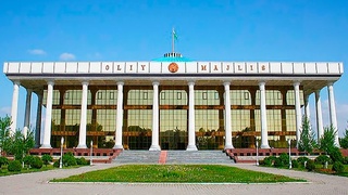 “Manfaatlar toʻqnashuvining oldini olish toʻgʻrisida”gi qonun loyihasi Qonunchilik palatasiga kiritildi