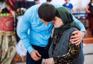 Ота-онага қилинган ҳар бир хатти-ҳаракат мукофотсиз ёки жазосиз қолмайди