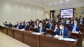 Одобрен Закон «О внесении изменений в Конституцию Республики Узбекистан»