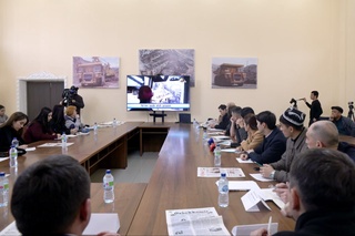 Ангрен кўмир конига пресс-тур ташкил этилди