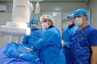 Бухорода илк бор мураккаб аритмологик операция ўтказилди