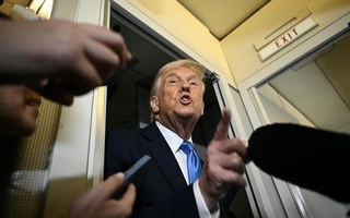 "Закрыть бизнес и вернуться в ЮАР": Трамп резко ответил Маску