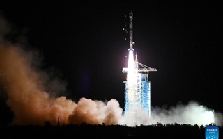 Хитой коинотга янги сунъий йўлдошни учирди